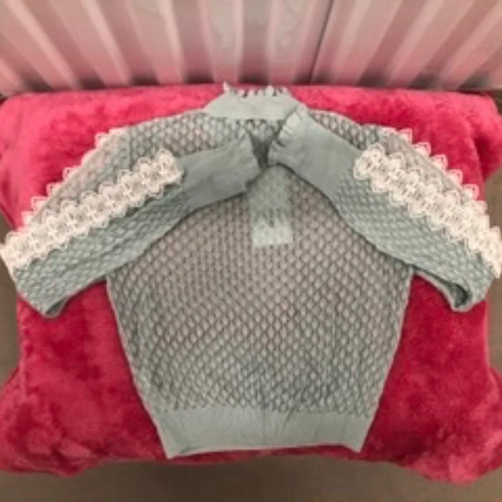 NWT ZARA Knitted Top Sweater w Lace, M
